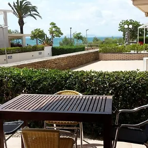 https://davant-mar-apartamento-con-terraza-a-pie-de-playa.topcostabravahotels.com