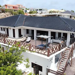 https://villa-mi-cuna-mi-cuna-stays.comcaribbean.com